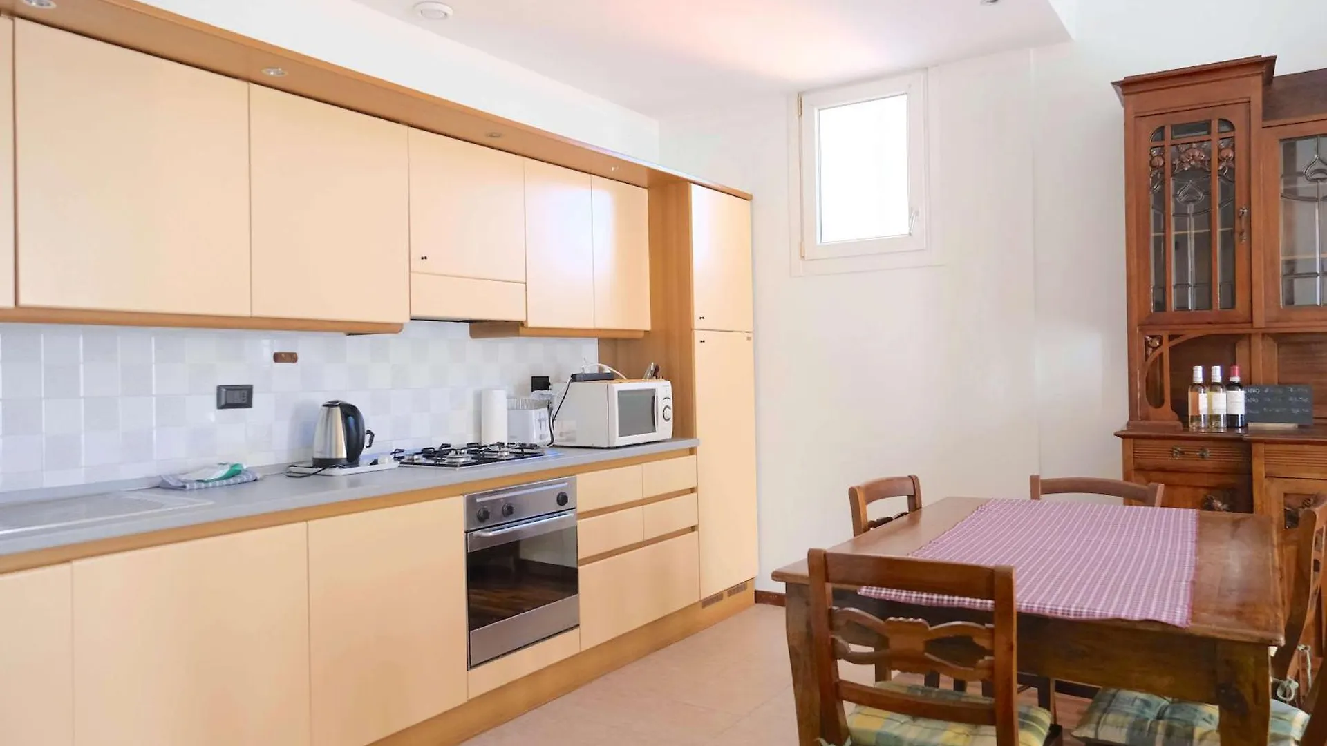 Case Vr Holiday Residenza Leo Verona