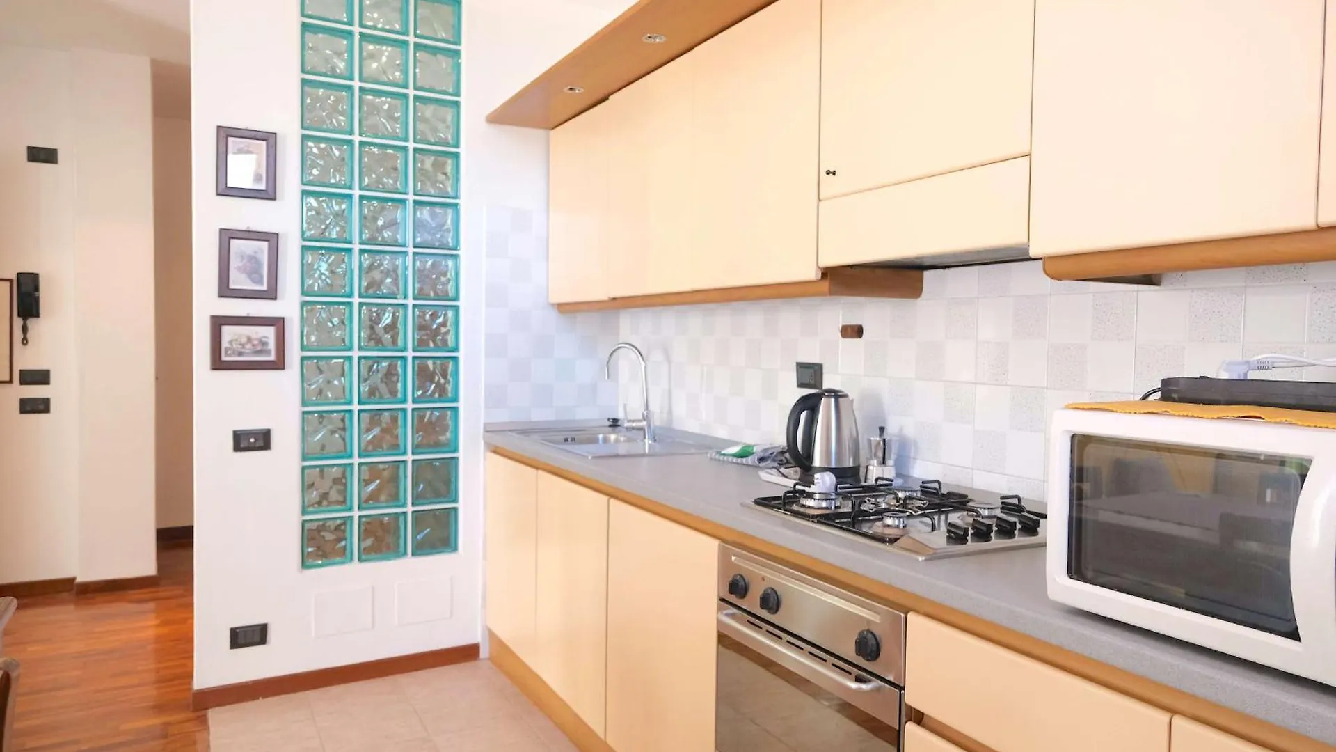 Apartment Case Vr Holiday Residenza Leo Verona
