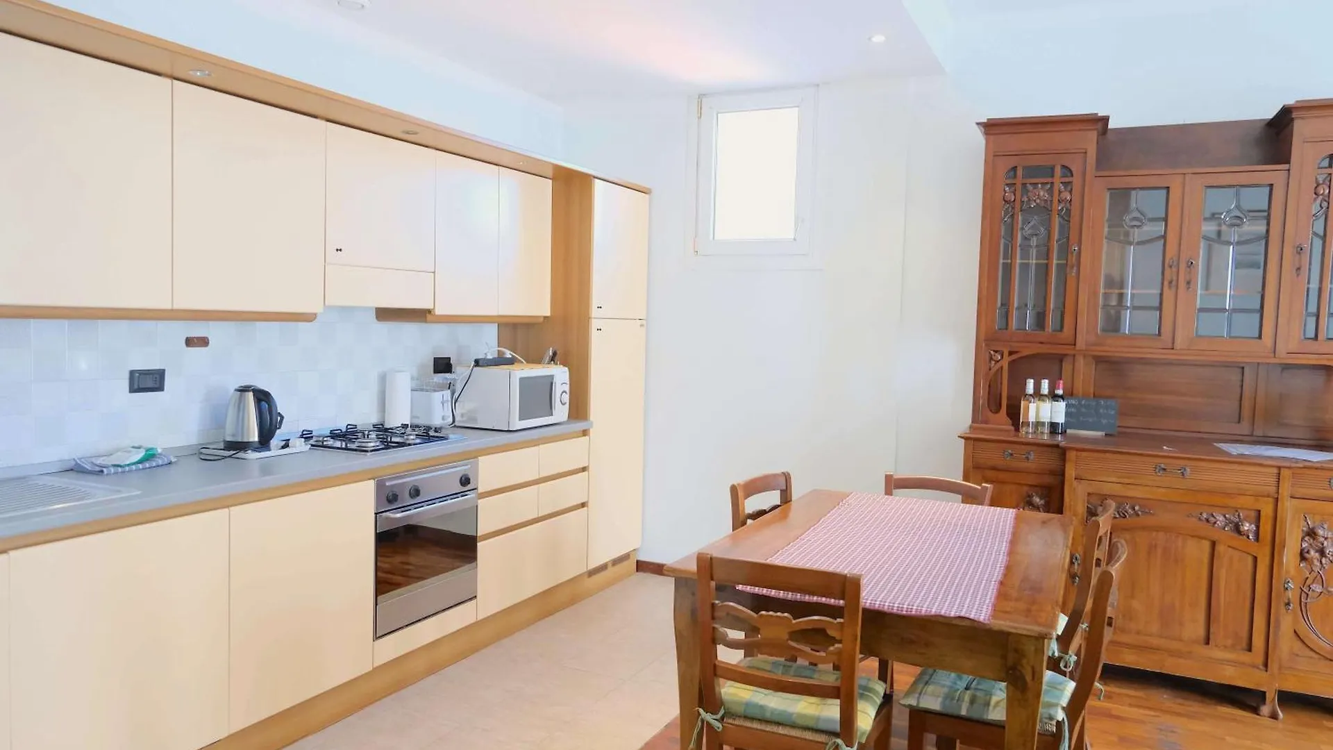 Case Vr Holiday Residenza Leo Verona
